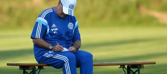 Allenatore su panchina